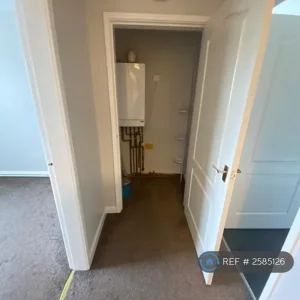 2 bedroom flat in Cedric Court, Swanscombe, Dartford (2 bed) - Image 8