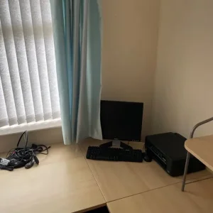 FREE TO COLLECT DESKS AND CHAIR - Image 4