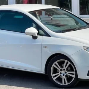 2011 SEAT Ibiza 1.4 16V Chill Sport Coupe 3-door Hatchback - Image 3