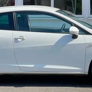 2011 SEAT Ibiza 1.4 16V Chill Sport Coupe 3-door Hatchback - Image 5