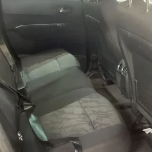 2012 Peugeot 3008 1.6 HDi Exclusive Euro 5 5-door Hatchback Diesel Manual - Image 6