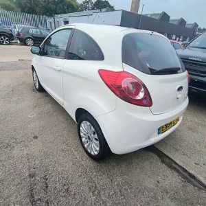 2015 Ford Ka 1.2 Zetec 3-door hatchback with start-stop - Image 4
