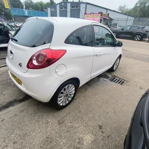 2015 Ford Ka 1.2 Zetec 3-door hatchback with start-stop - Image 6