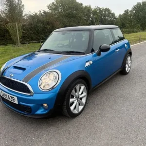 2011 Mini Cooper S 1.6 Hatch Manual - Image 3