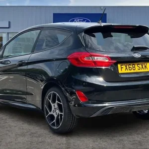 2018 Ford Fiesta 1.5 EcoBoost ST-2 3dr with heated seats and launch control - Image 2