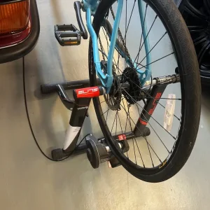 Volare cycle trainer - Image 3