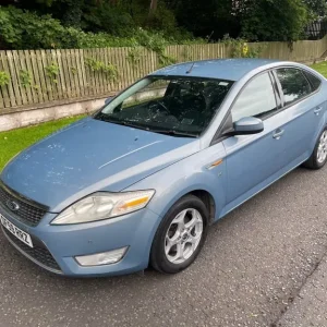 2010 Ford Mondeo 2.0 TDCi Zetec 5-door Hatchback - Image 2