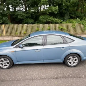 2010 Ford Mondeo 2.0 TDCi Zetec 5-door Hatchback - Image 3