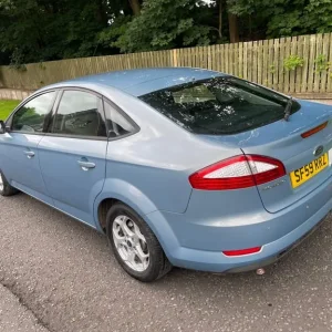 2010 Ford Mondeo 2.0 TDCi Zetec 5-door Hatchback - Image 6