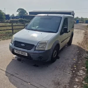 2013 Ford Transit Connect 1.8 Diesel Manual with Reverse Camera and Cage Bulkhead - Image 2