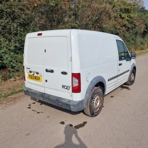 2013 Ford Transit Connect 1.8 Diesel Manual with Reverse Camera and Cage Bulkhead - Image 5
