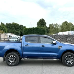 2015 Ford Ranger Limited 2.2 TDCI 150PS 4x4 Metallic Blue and Black Leather - Image 2