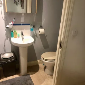 Double Room (en suite) in Omagh, Fermanagh and Omagh District - Image 4