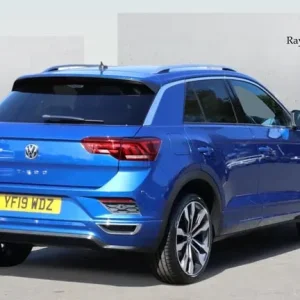2019 Volkswagen T-Roc 1.6 TDI R-Line Manual with Apple CarPlay and Tints - Image 2