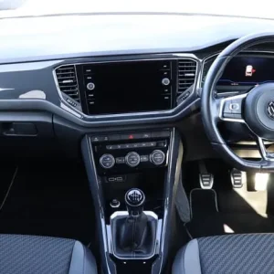 2019 Volkswagen T-Roc 1.6 TDI R-Line Manual with Apple CarPlay and Tints - Image 5