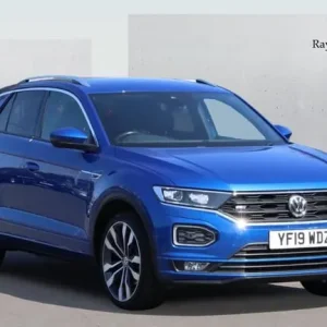 2019 Volkswagen T-Roc 1.6 TDI R-Line Manual with Apple CarPlay and Tints