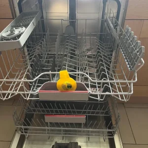 Series 4 Bosch Dishwasher - Image 2