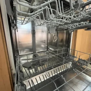 Series 4 Bosch Dishwasher - Image 3