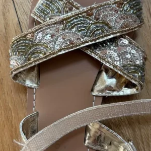 Next kids sandals euro 34 - Image 2