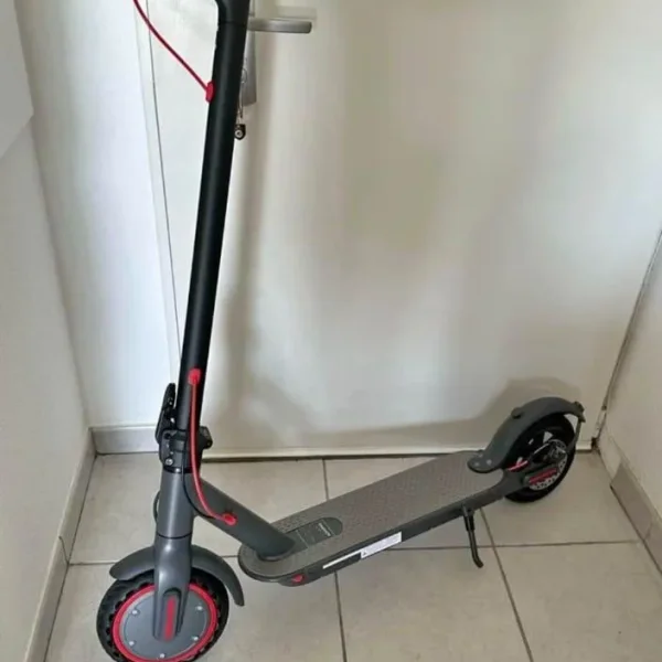 D8 Pro Electric Scooter