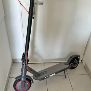 D8 Pro Electric Scooter