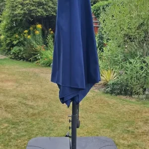 Cantilever garden parasol - Image 5