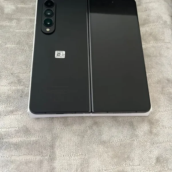 Samsung Galaxy Z Fold 4 5G 256GB or 512GB unlocked with warranty