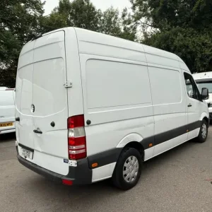 2017 MERCEDES SPRINTER 2.1L CDI WHITE MANUAL MWB - 147K MILES - TOP SPEC - EURO 6 ULEZ COMPLIANT - Image 5