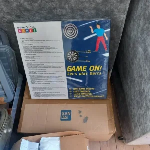 Dart board new and sealed comes with 2 sets of darts - Image 2