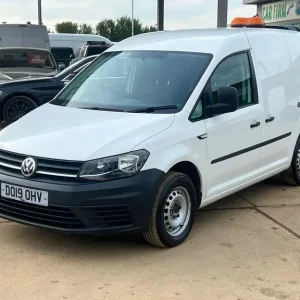 2019 Volkswagen Caddy 2.0 TDI Panel Van - Image 6