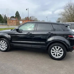 2018 Land Rover Range Rover Evoque ED4 SE Estate Diesel Manual - Image 2