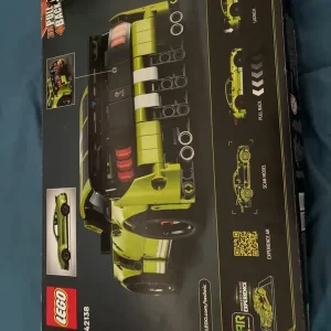 Lego Technic Ford Mustang Shelby GT500 - Image 2