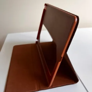 iPad Air 2 screen cover and reading stand - Image 3