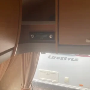 6 Bert touring caravan - Image 7