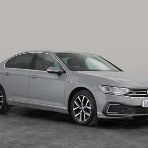 2022 Volkswagen Passat GTE 1.4 TSI Plug-in Hybrid - Image 5
