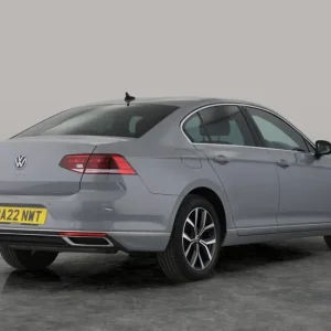 2022 Volkswagen Passat GTE 1.4 TSI Plug-in Hybrid - Image 7