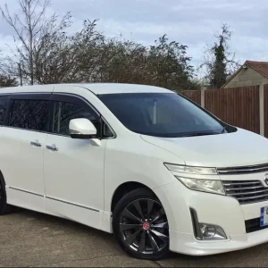 2010 Nissan Elgrand 4x4 Auto 3.5L 7-Seater - Image 3