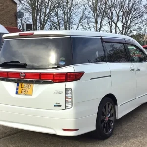2010 Nissan Elgrand 4x4 Auto 3.5L 7-Seater - Image 7