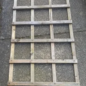 2 X Wood Trellis - Image 3