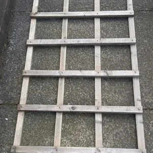 2 X Wood Trellis - Image 4