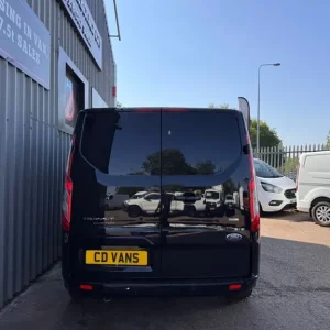 2018 Ford Transit Custom 2.0TDCI 300 Limited L1 H1 SWB Low Roof Diesel Manual - Image 6