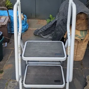 Step ladder