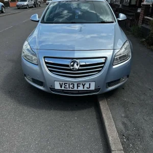 2013 Vauxhall Insignia Hatchback - Image 2