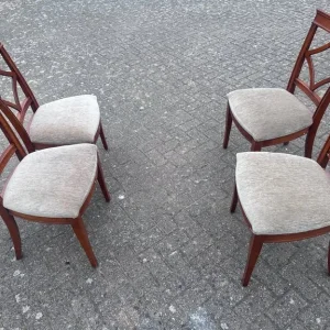 Dining table with 4 solid chairs - Image 2
