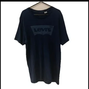 Levi's Men's Medium Blue T-Shirt