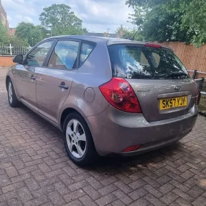 Kia Cee'd SR 1.6 petrol 111k - Image 3