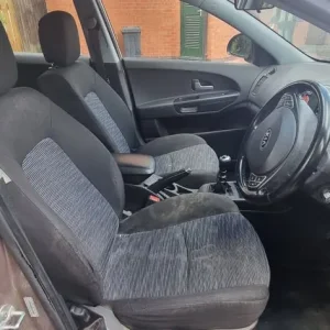 Kia Cee'd SR 1.6 petrol 111k - Image 5