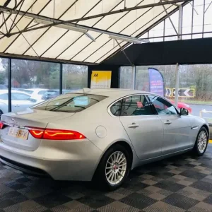 2019 Jaguar XF 2.0 Diesel Manual 4dr Prestige with 17" Alloys - Image 8