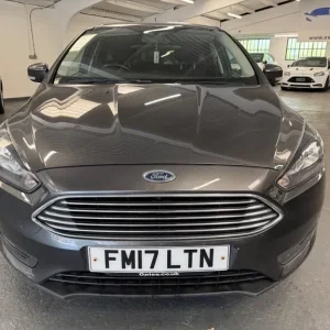 2017 Ford Focus 1.0T EcoBoost Zetec Edition Euro 6 5-door hatchback petrol manual - Image 2