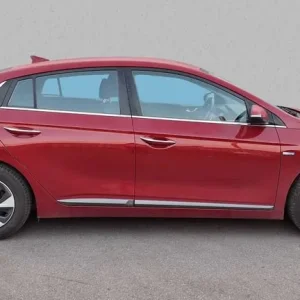 2019 Hyundai IONIQ 1.6 GDi Hybrid Premium 5-door Hatchback - Image 4